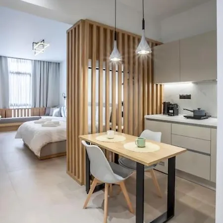 Fsn Lofts 303 /2bed / 5p * סלוניקי